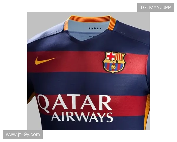 巴塞罗那足球长袖白色球衣设计新款发布展现独特风格与时尚元素